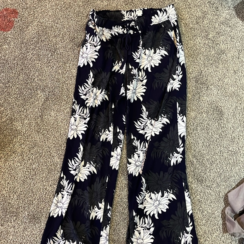 wide leg pants